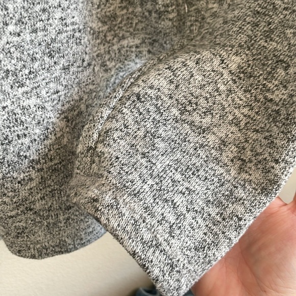 Royal Class Grey Sweater Size Large with Chest Pocket - Picture 5 of 10